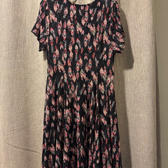 Torrid | Super Soft Knit Black Graphic Dress V-neck - Picture 6 of 9